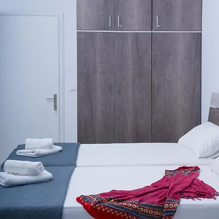 Vasso Sea View Residences Apartman *