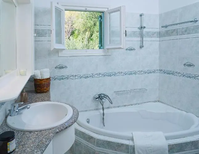 Vasso Sea View Residences شقة *