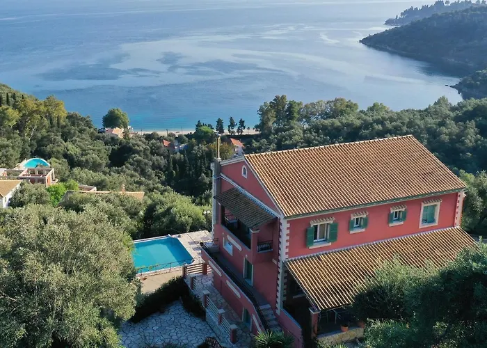 Vasso Sea View Residences *