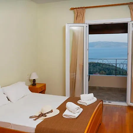 Vasso Sea View Residences *