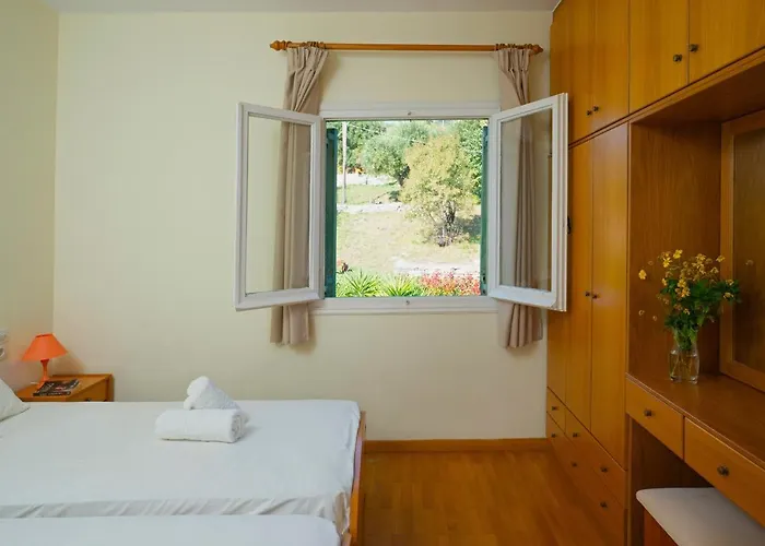 Vasso Sea View Residences *